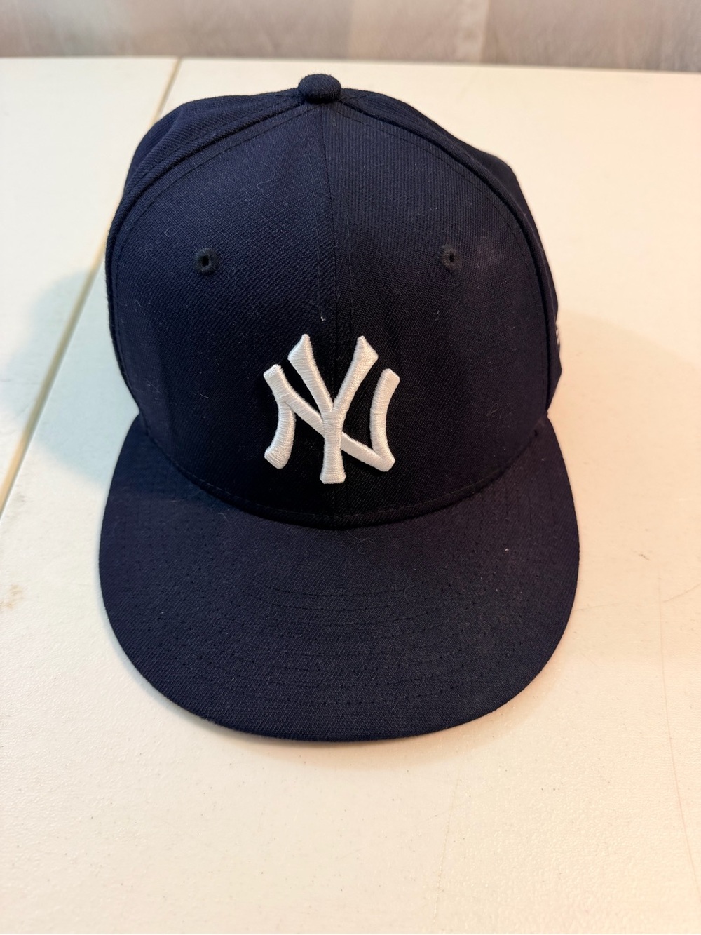 New Era Navy and White New York Yankees Fitted Cap